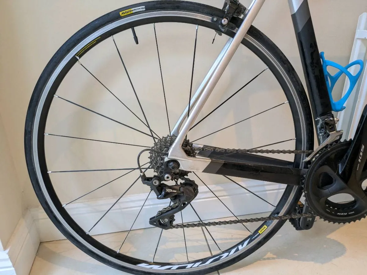 Van Rysel Ultra CF 105 (Fully Carbon frame) Size X - Image 4