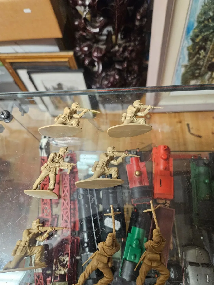 Airfix German WW2 Africa Korp Soldiers - Image 2