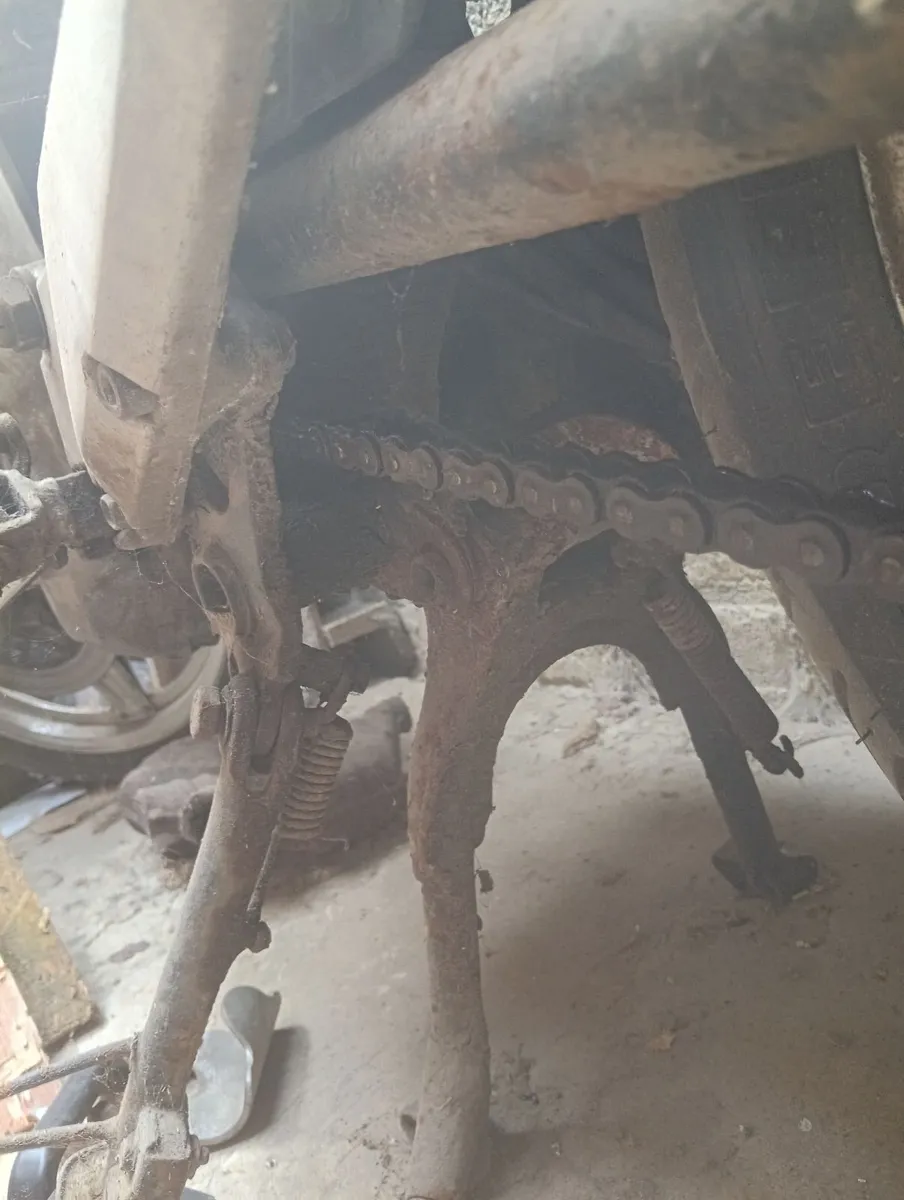 Honda Other 1981 - Image 2