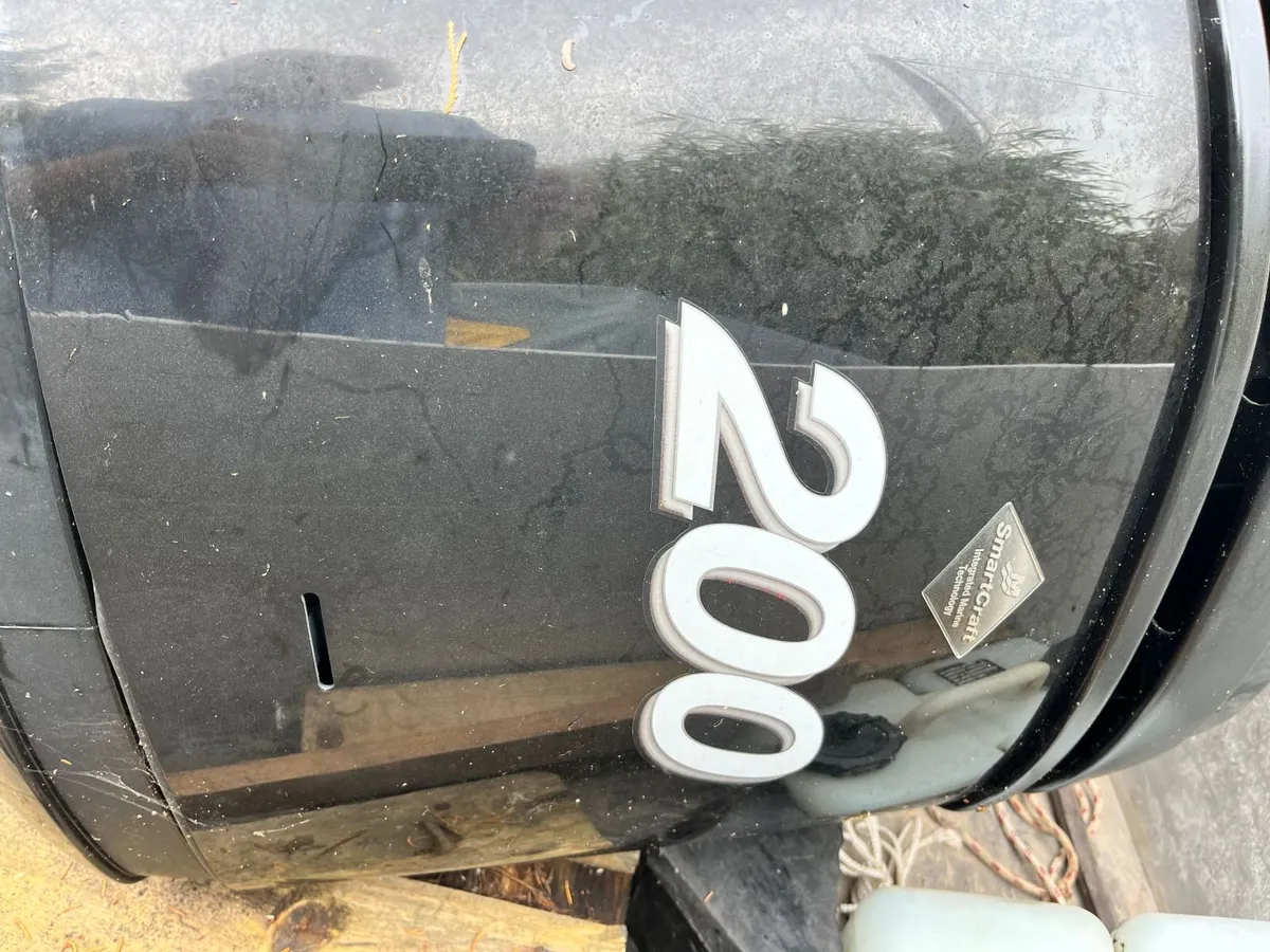 200HP Mercury Optimax outboard motor - Image 2