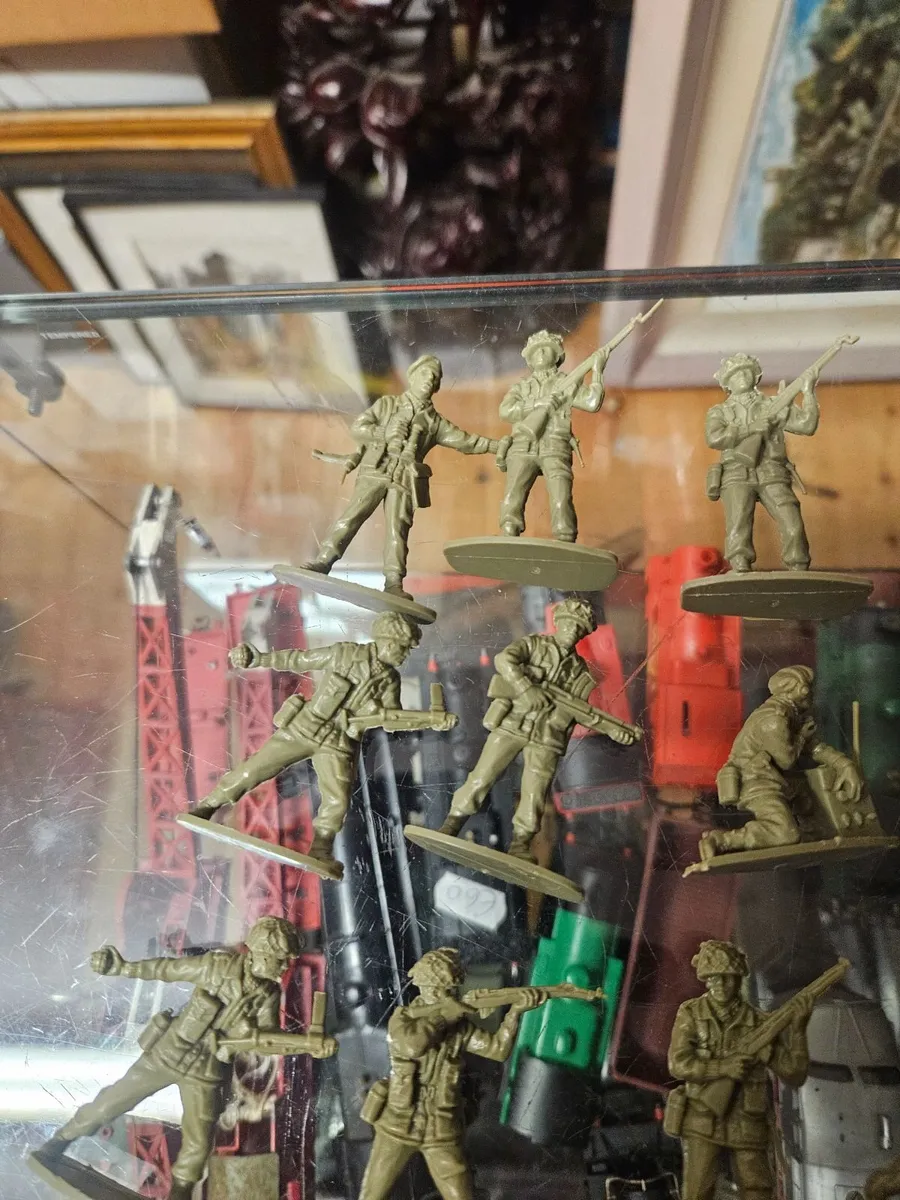 Airfix British WW2 Paratroopers - Image 2