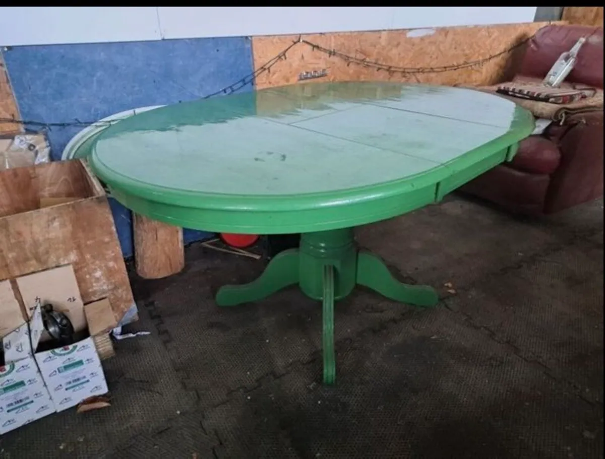 Free table