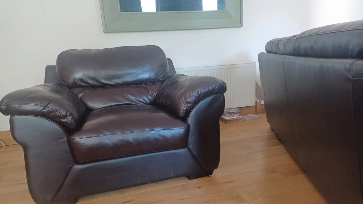 A three piece Brown leather  suite, 3, 2 ,  1 - Image 2