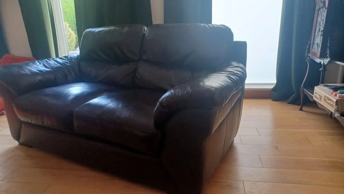 A three piece Brown leather  suite, 3, 2 ,  1 - Image 1
