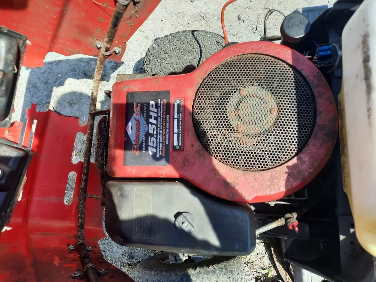 Ride on Mower - Image 2