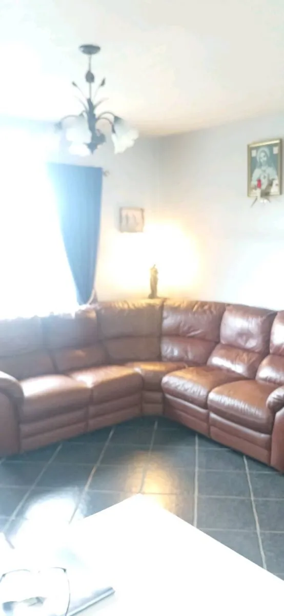 Leather corner suite - Image 2