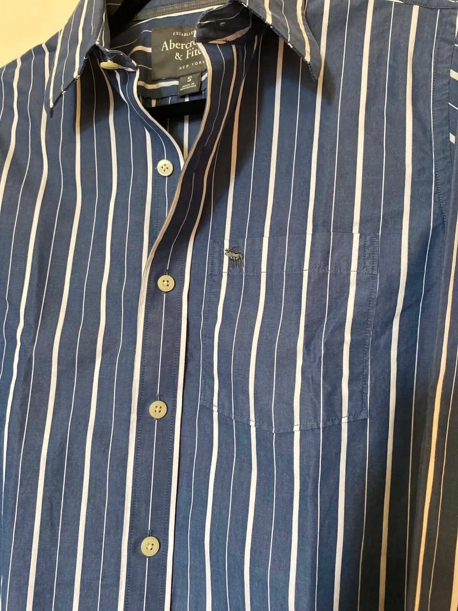 Abercrombie & Fitch shirt - size S - Image 2