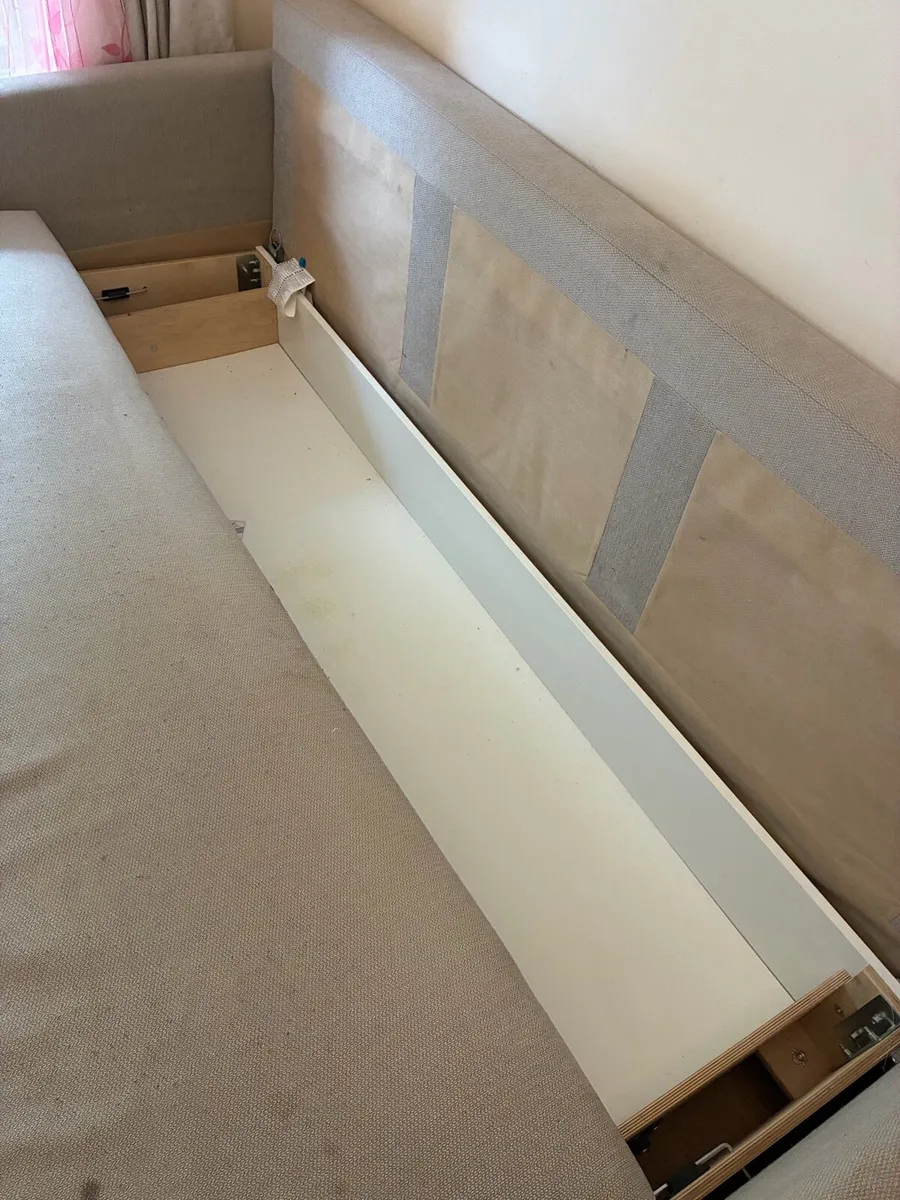 Free Sofa Bed - Image 3