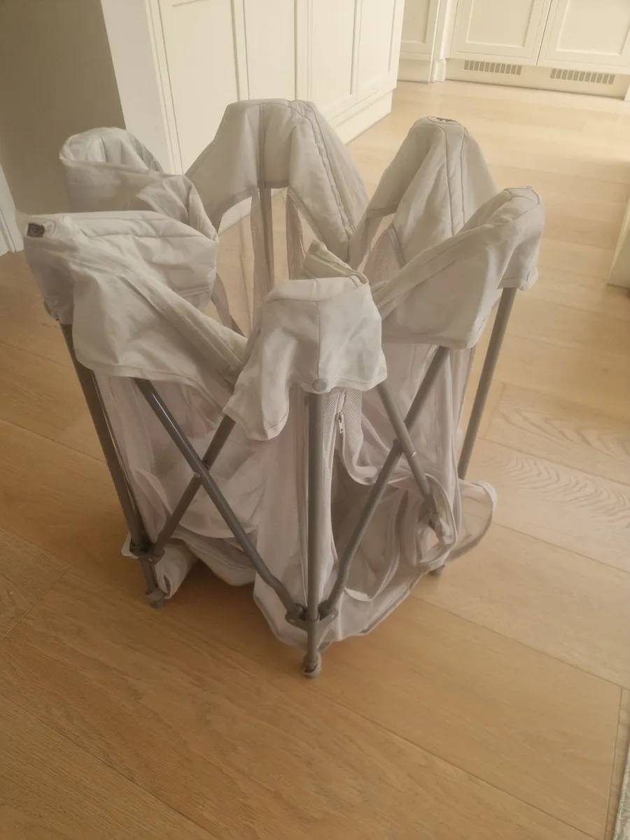 Tutti Bambini Foldable Baby/Toddler Playpen - Image 2