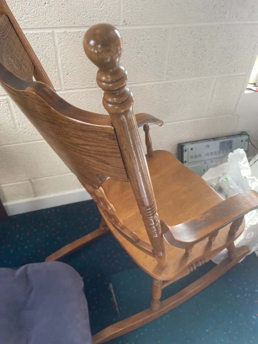 Rocking chair - Image 2