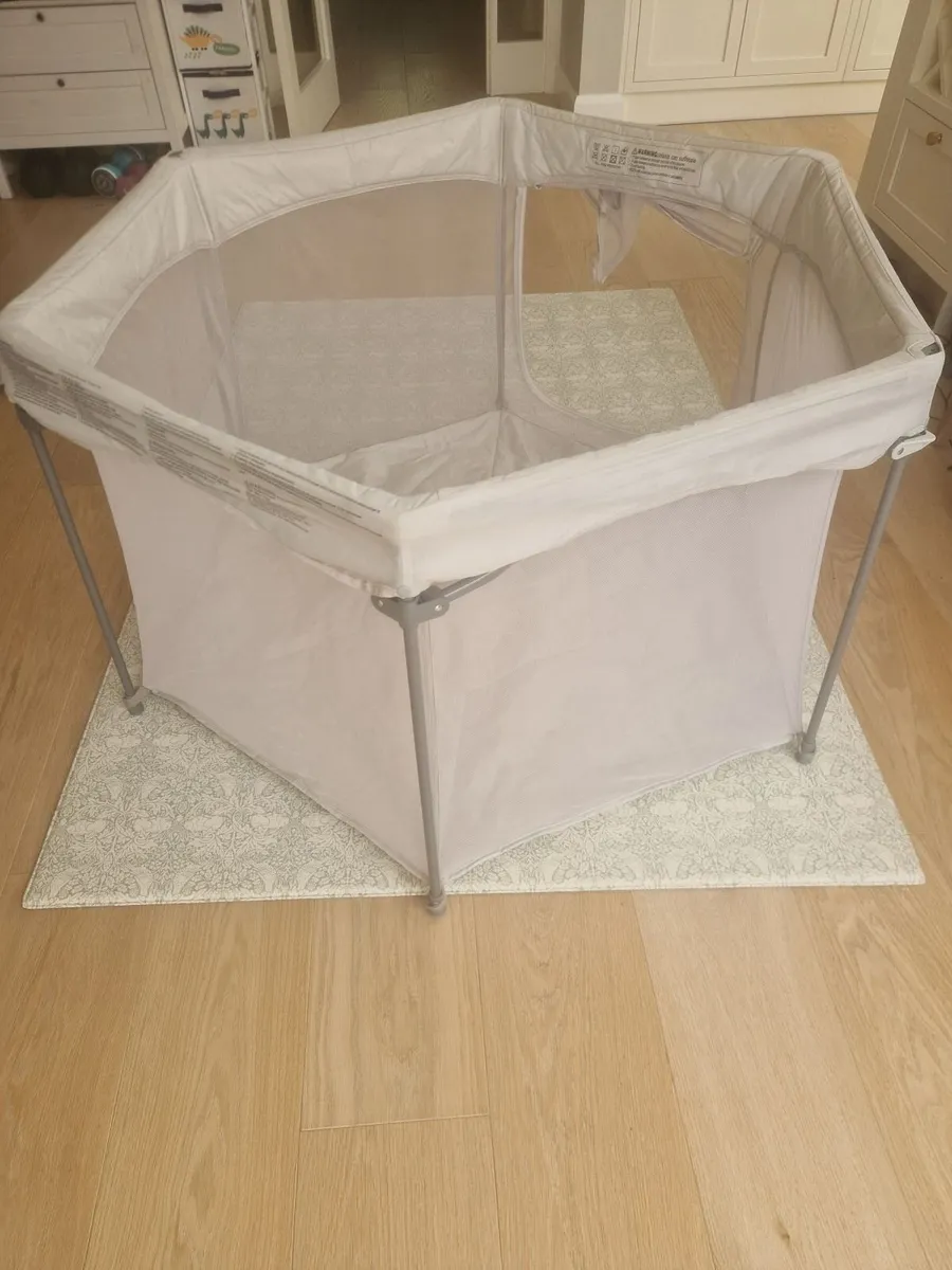 Tutti Bambini Foldable Baby/Toddler Playpen - Image 4