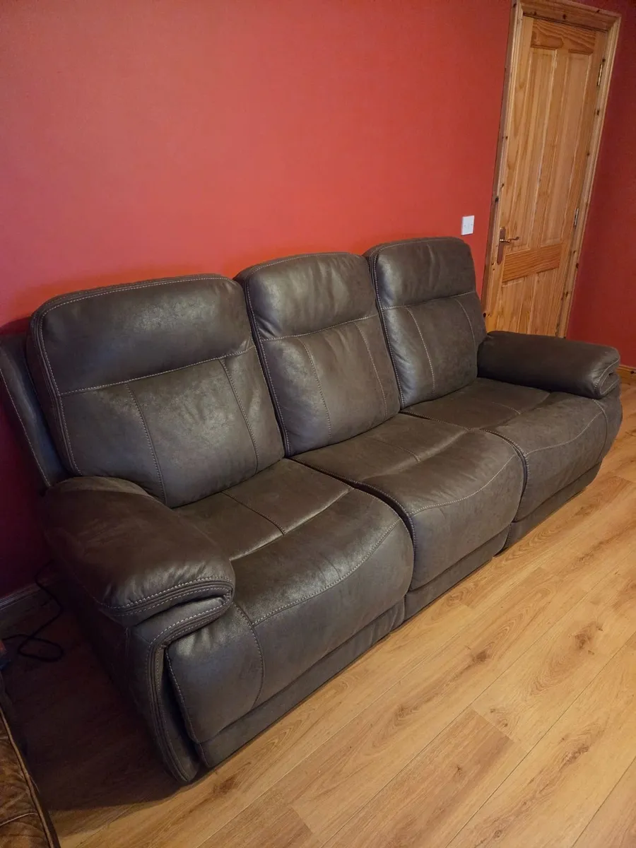 Couch - Image 1