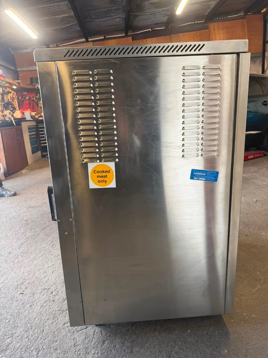 commercial combination steam and convection oven - Image 2