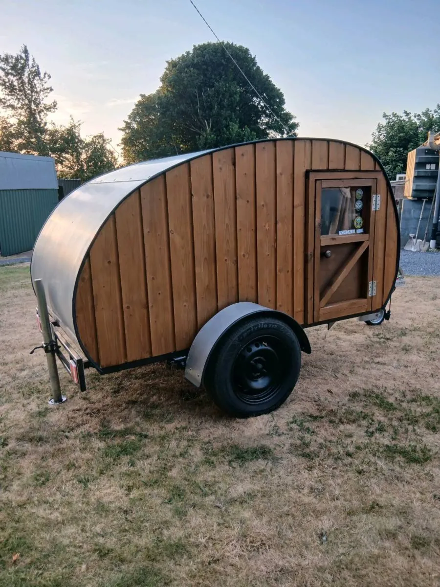 Teardrop camping, pod - Image 3