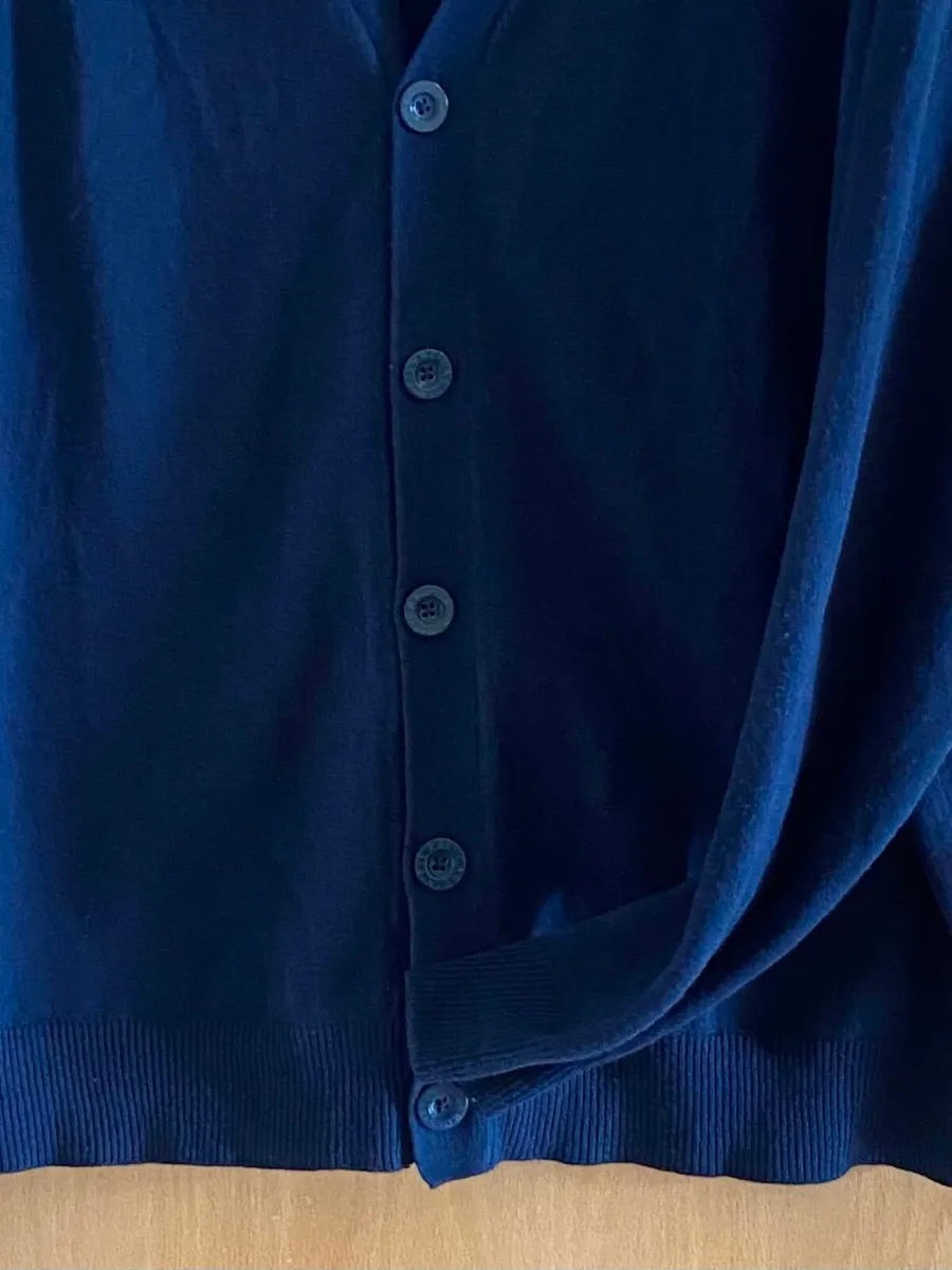 Pierre Cardin Cardigan - Size large - Image 2