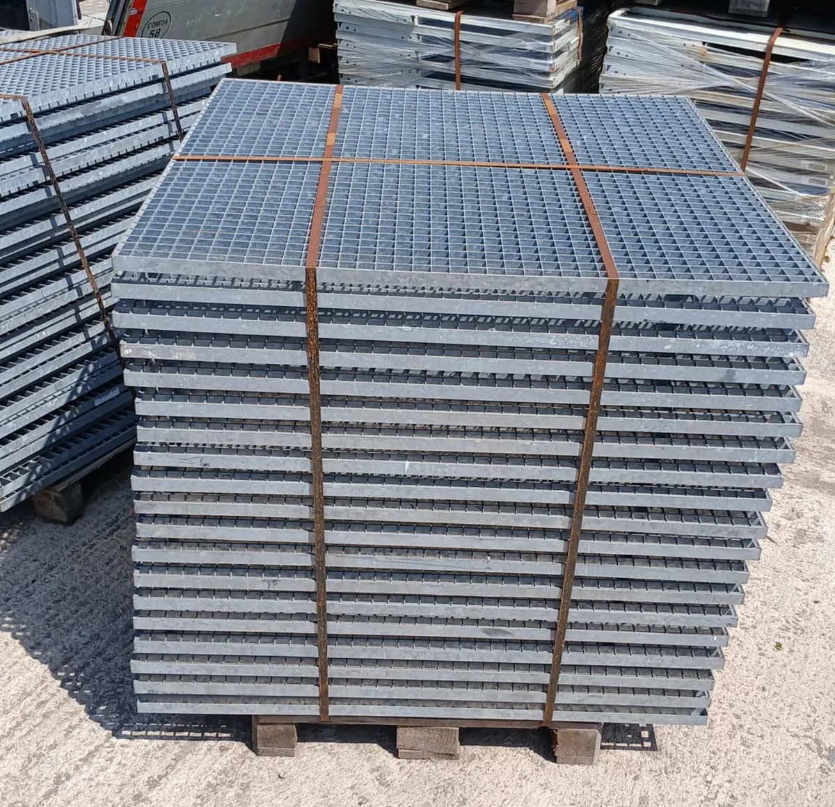 Galvanised Flow Forge Grated Walkway Panels (Many - Image 2