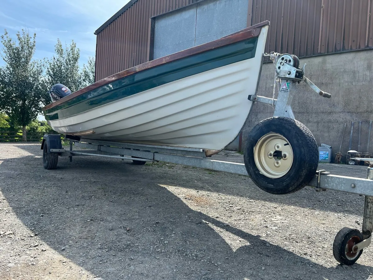Fibreglass boat and trailer - Image 3