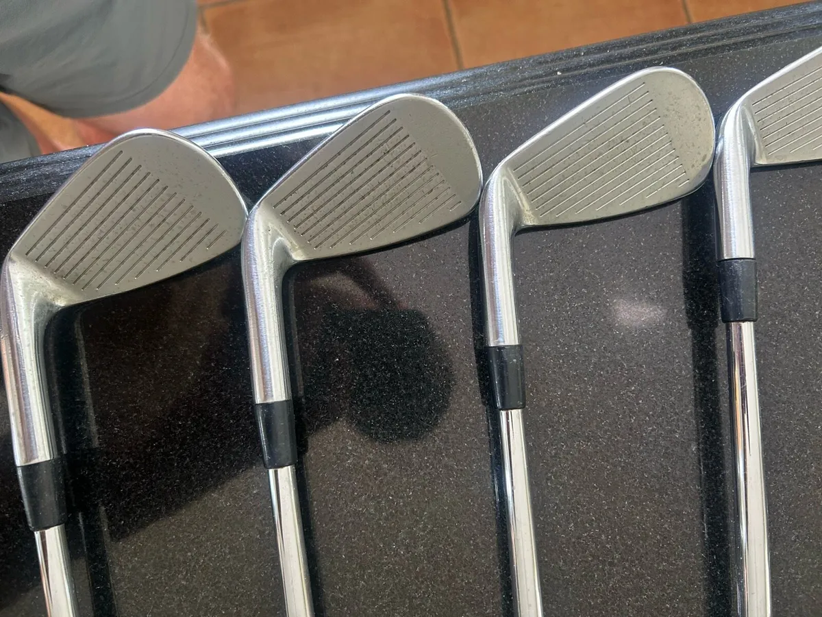 Titleist 716 AP2 Irons - Image 3