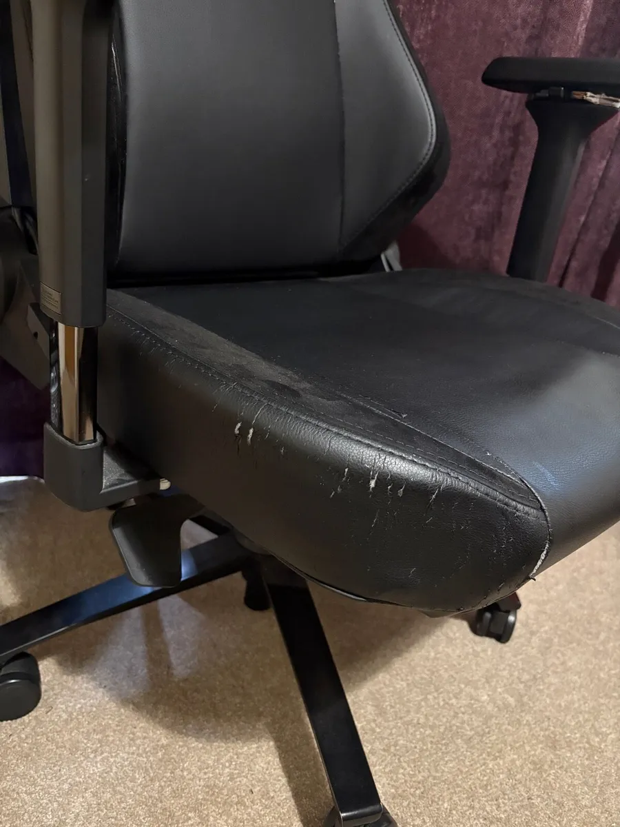 Secretlab Titan 2020 Gaming chair - PU leather - Image 2