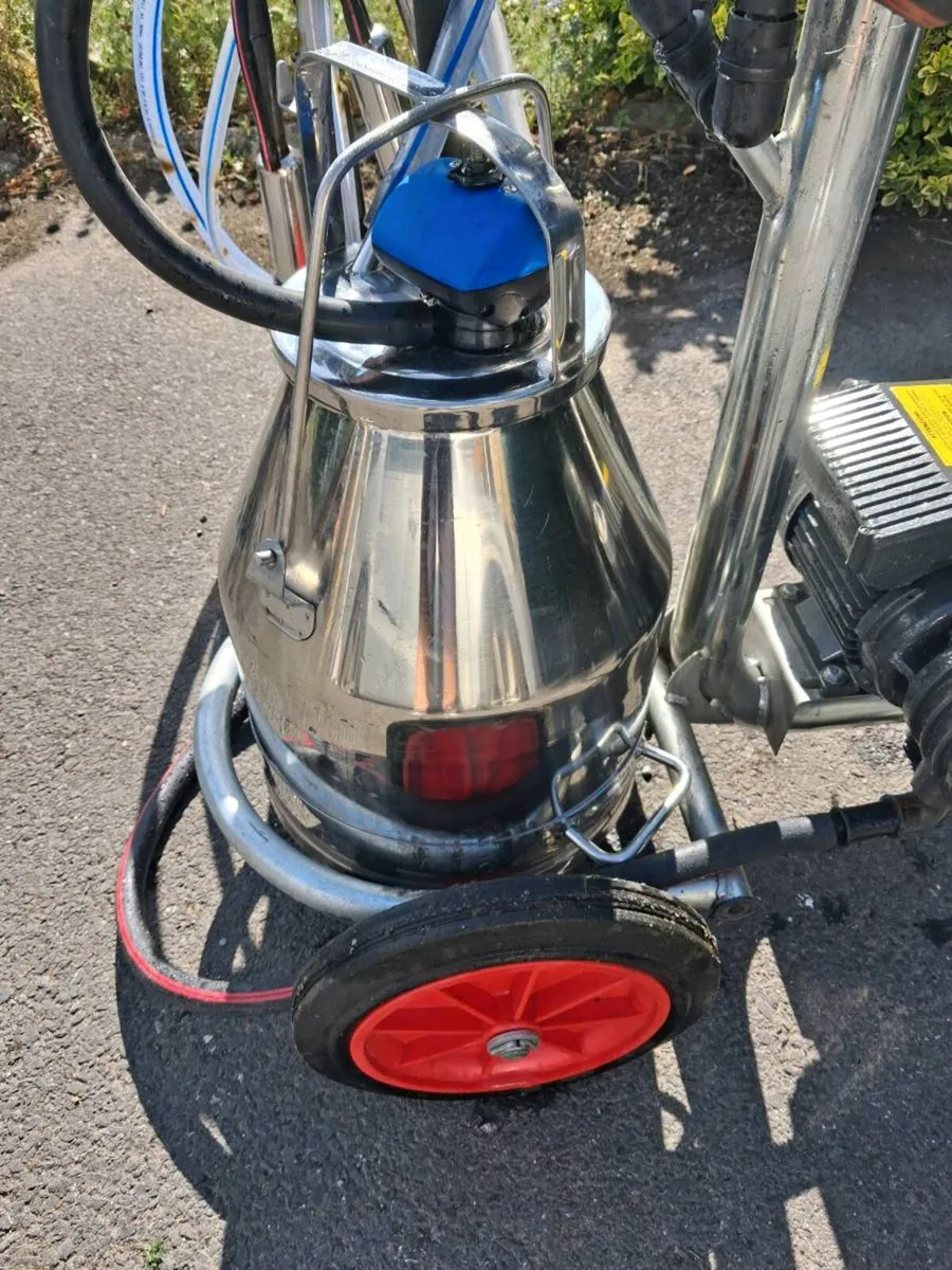Mini milking machine - Image 4