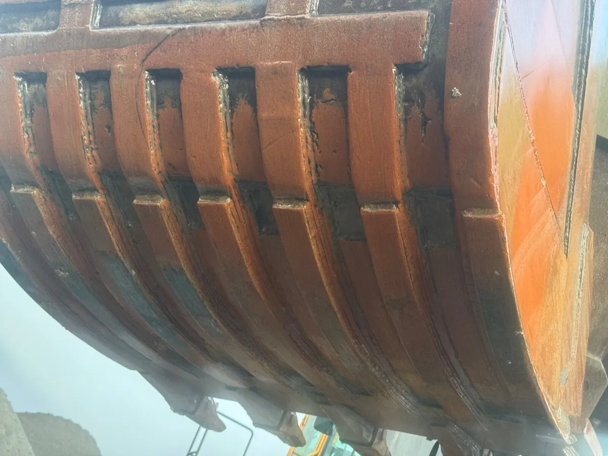 HEAVY DUTY DIGGING BUCKET 5 FOOT - Image 3