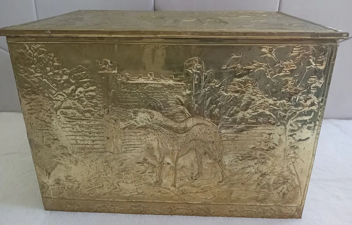 Turf/ Coal storage box - Image 3