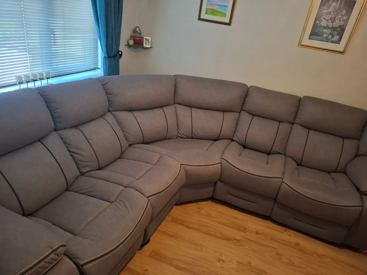 Corner Suite - Image 1