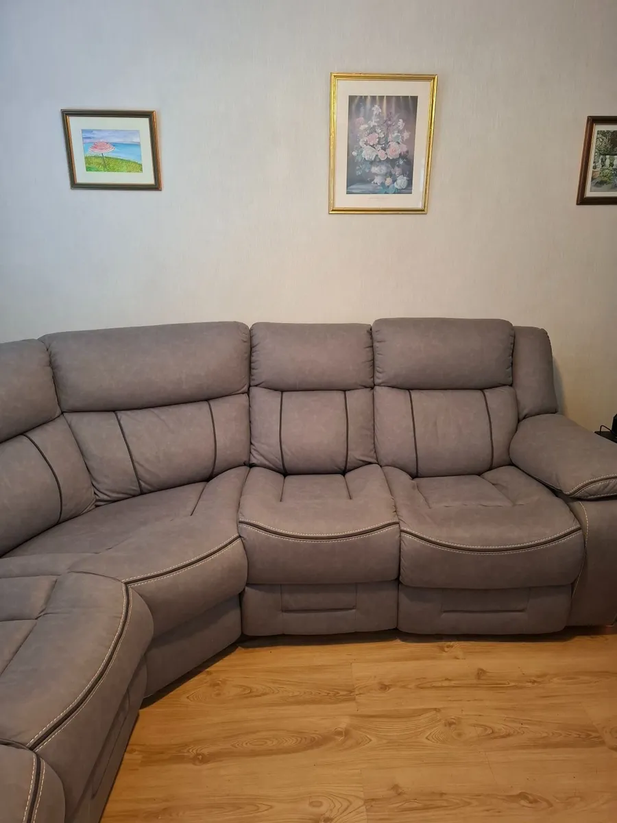 Corner Suite - Image 3