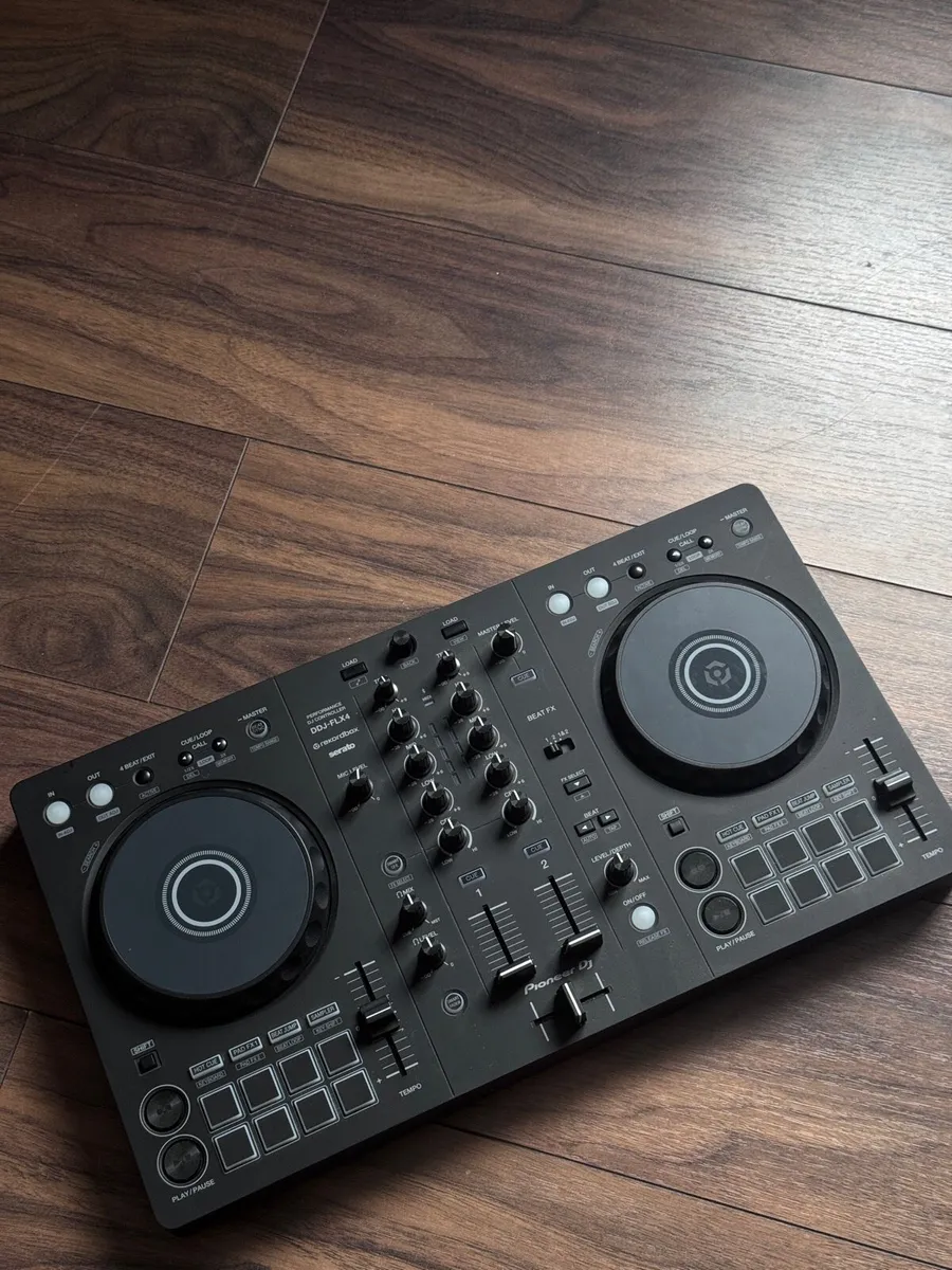 Pioneer Dj FLX4 - Image 1