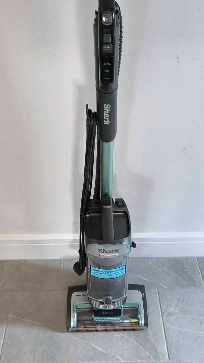 SHARK VACUUM CLEANER - Image 1