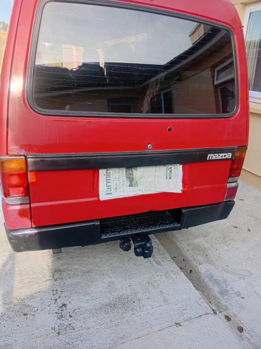 Mazda e2200 - Image 2