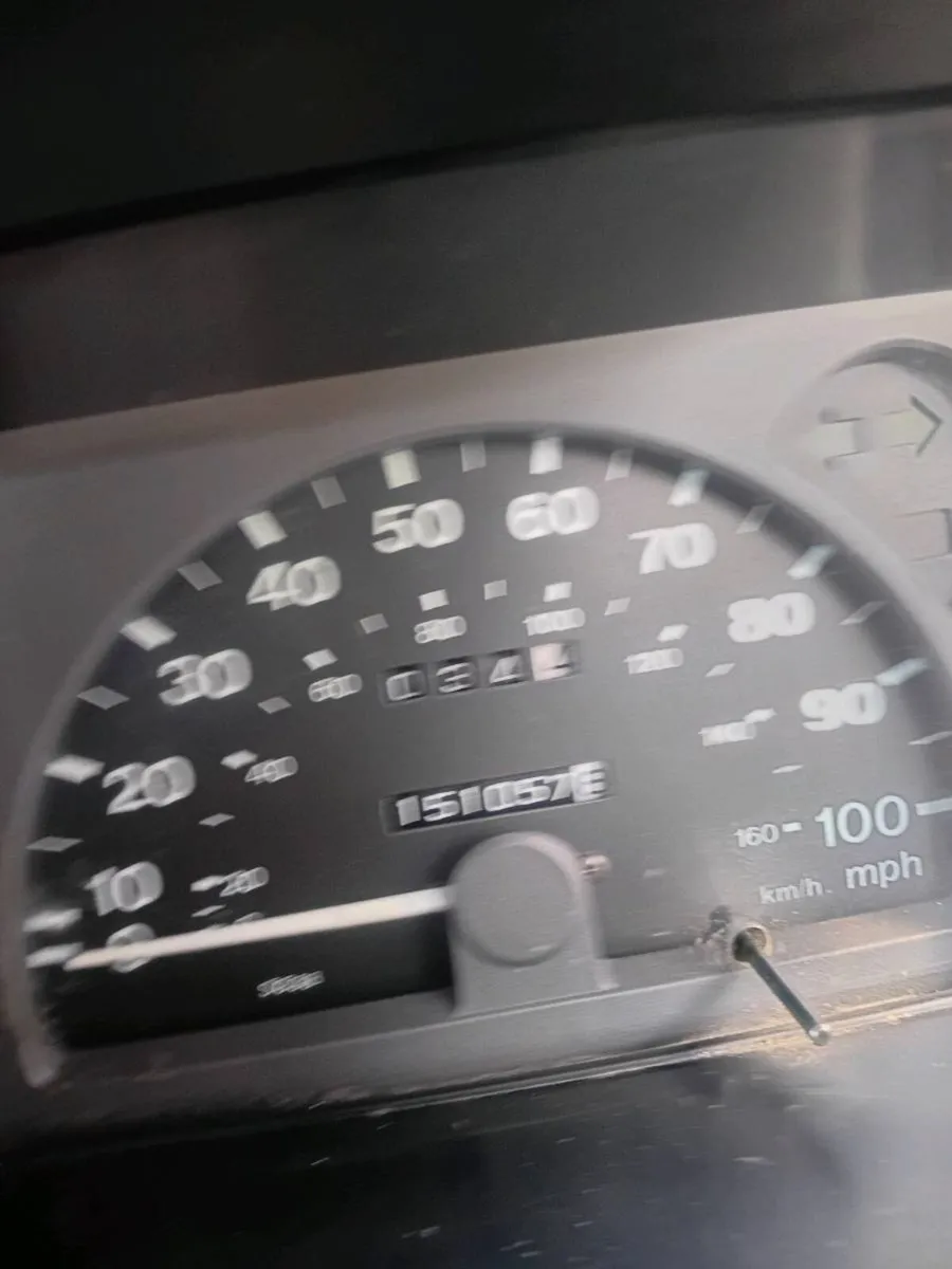 Mazda e2200 - Image 3