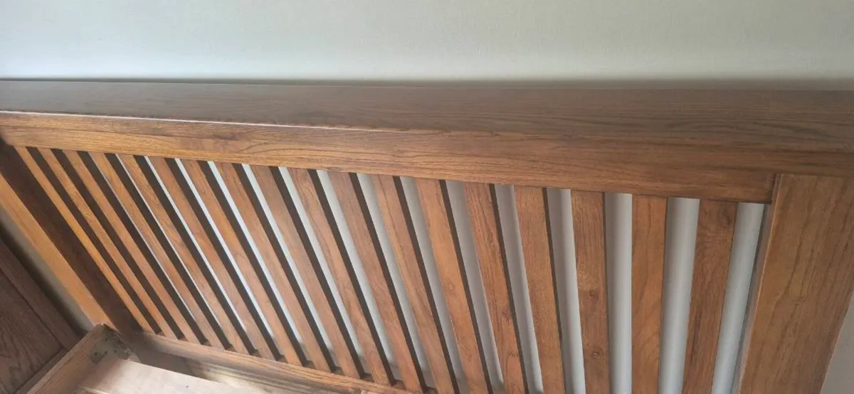 King size oak bed - Image 4