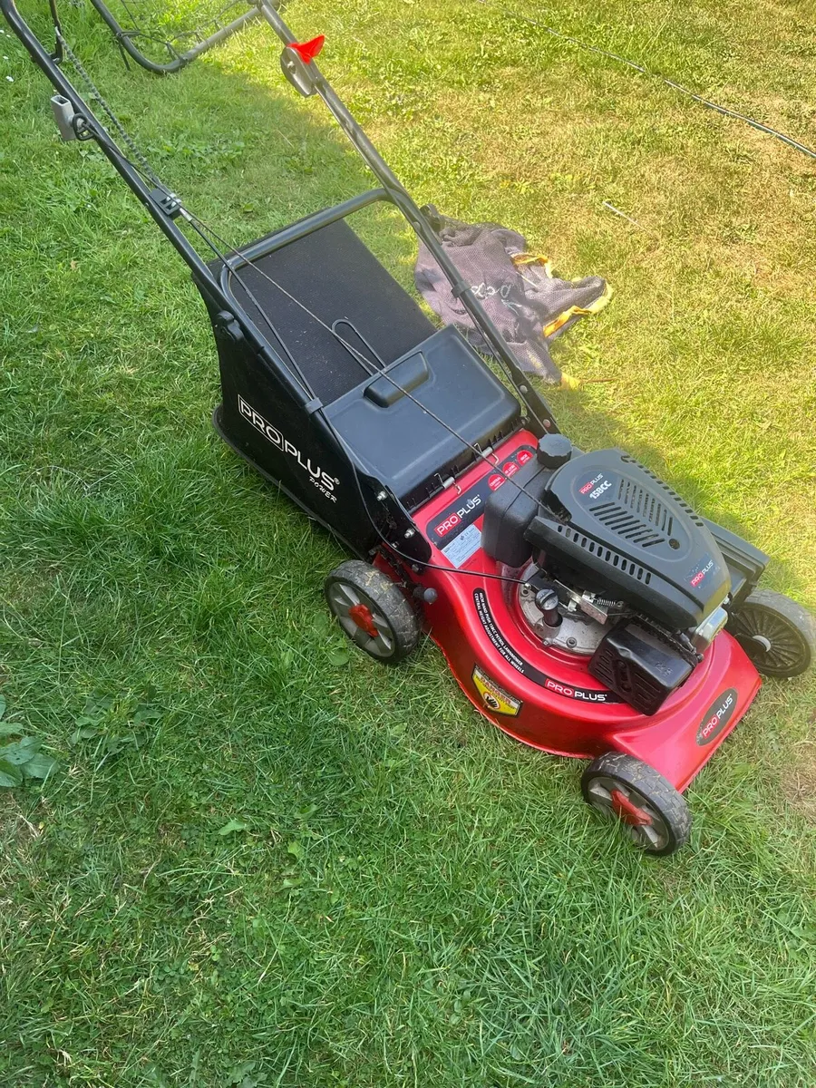 Lawnmower - Image 3