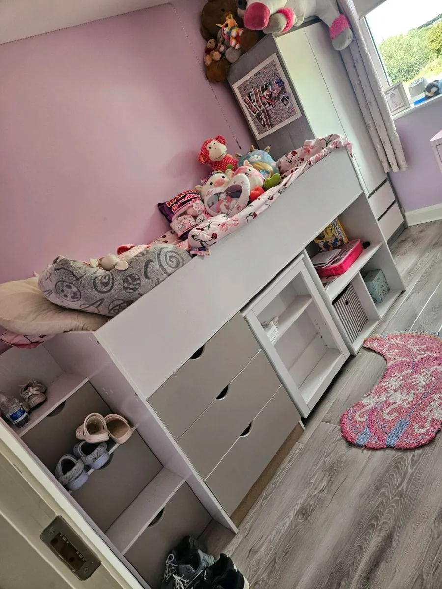 Mid sleeper bed - Image 1