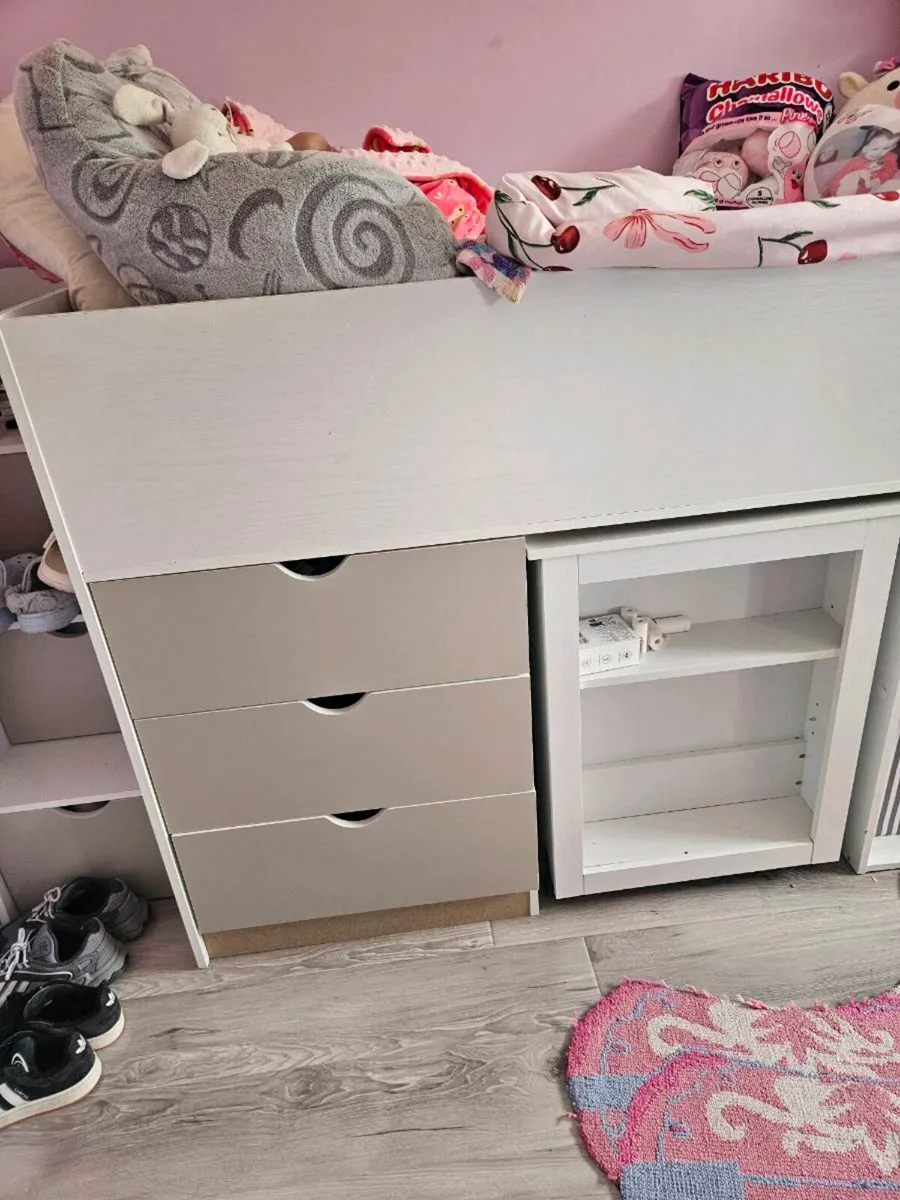 Mid sleeper bed - Image 2