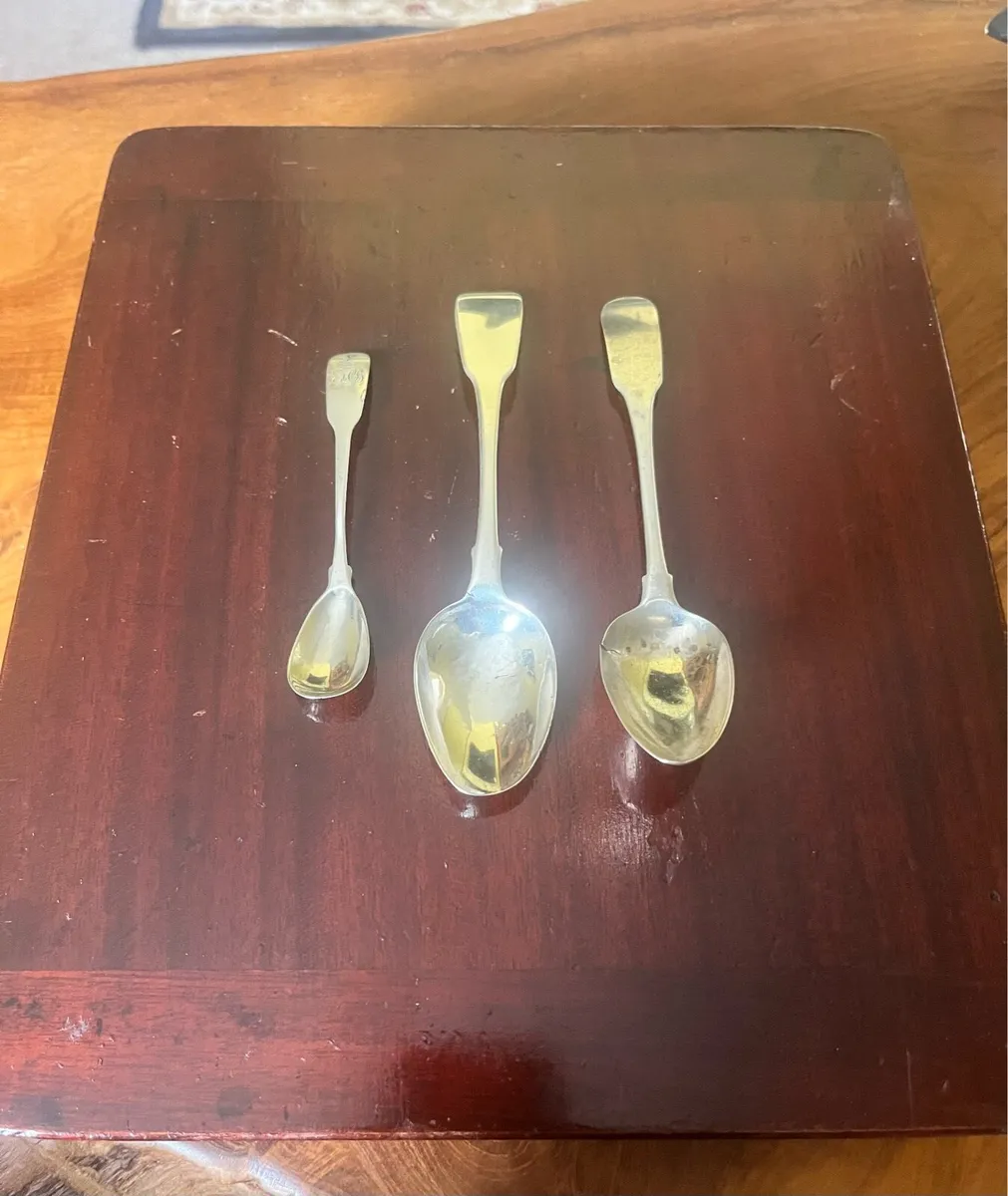 Antique Dublin Fiddleback Silver Spoons - Image 1