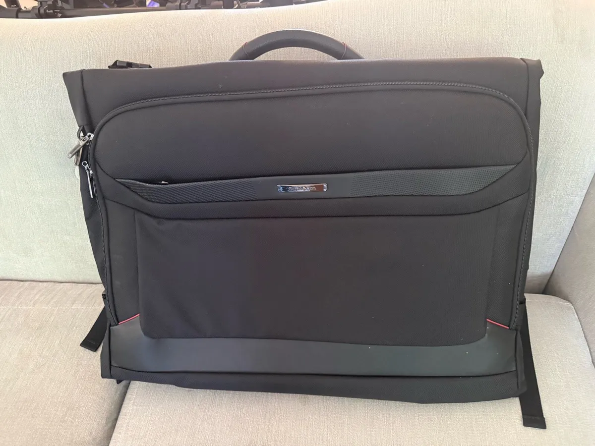 Samsonite Pro DLX6 Tri Fold Garment Bag - Image 4