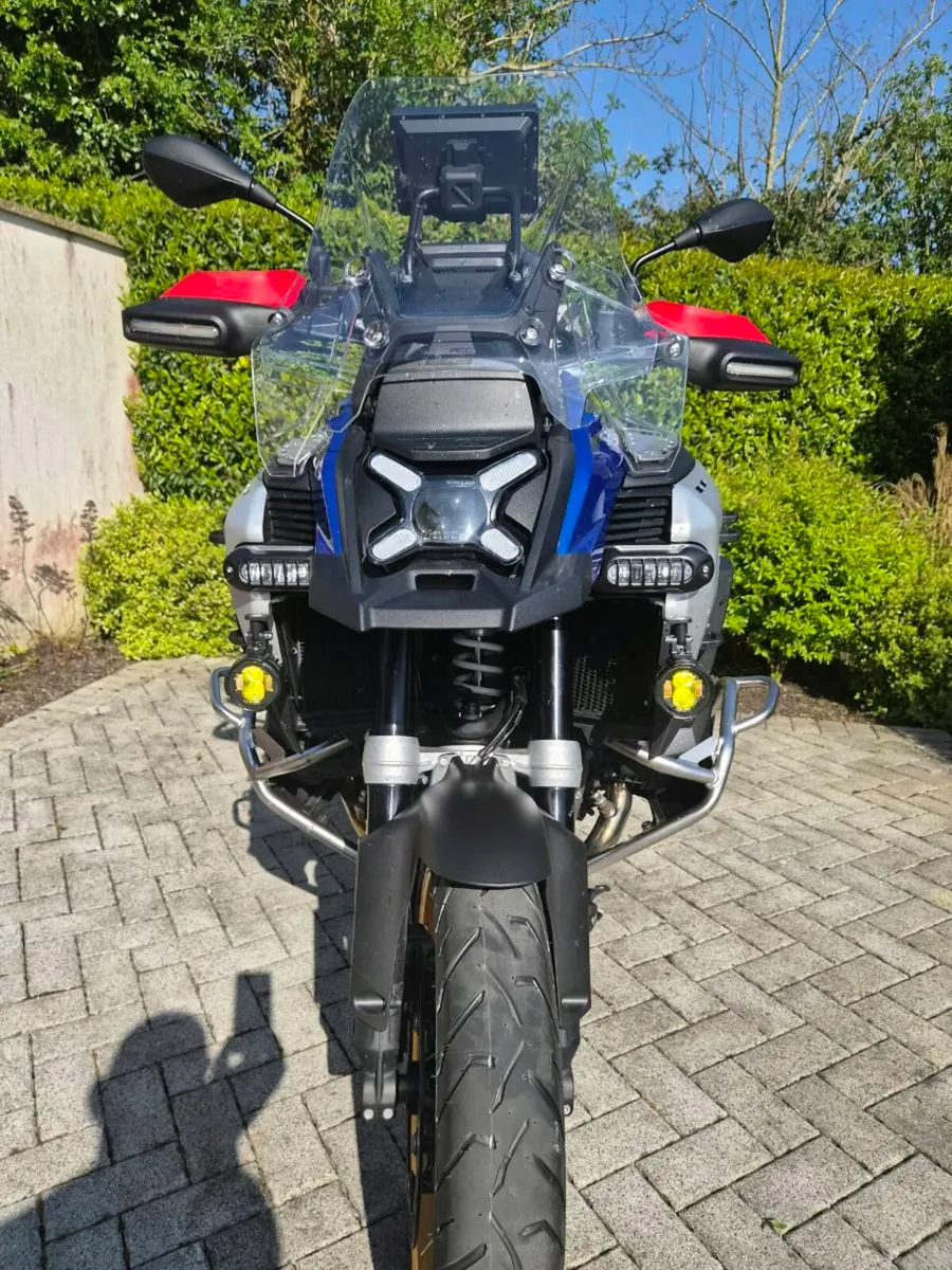 2026 BMW R1300GS Adventure - Trophy - Image 4