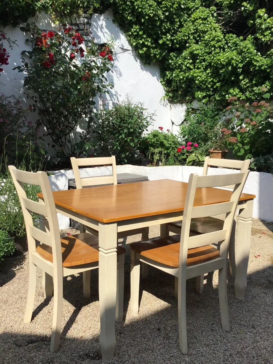 Dining Table and Chairs - Image 3