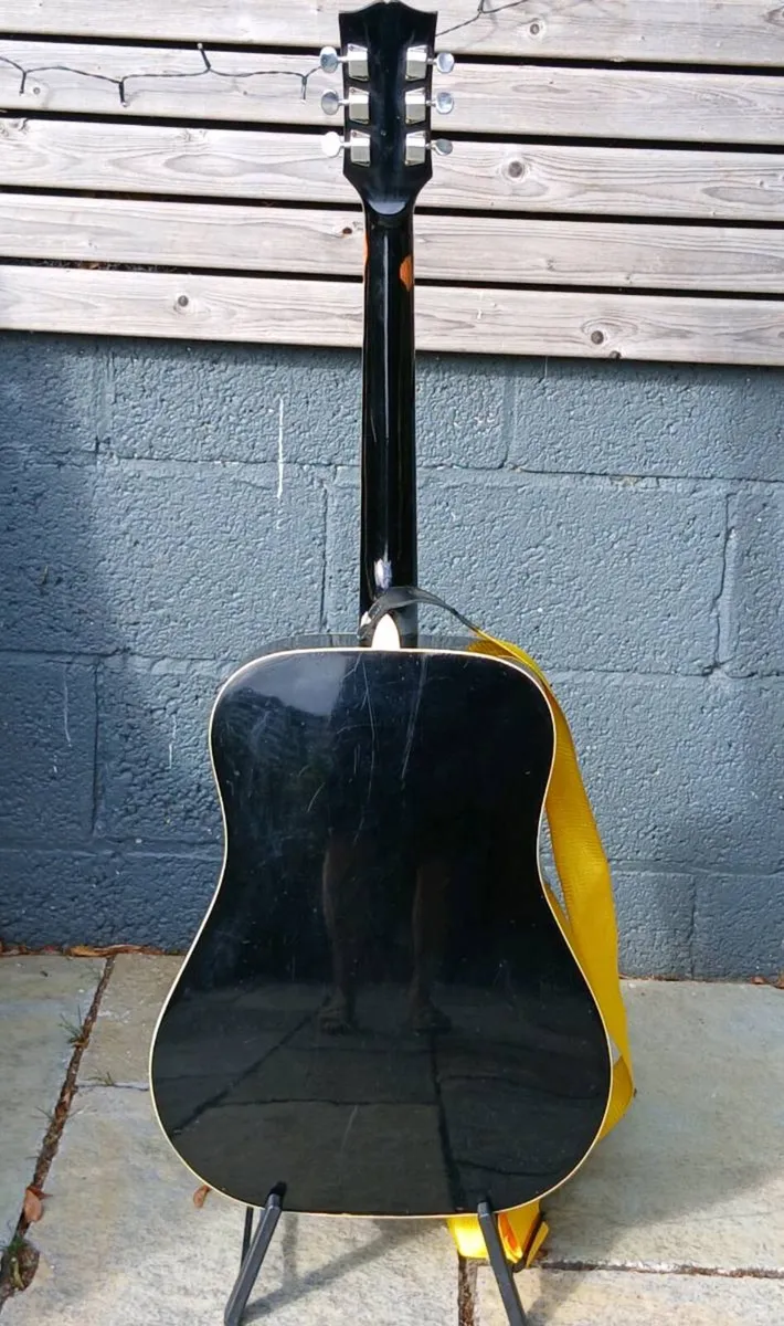 Kiso Suzuki Guitar - Image 2
