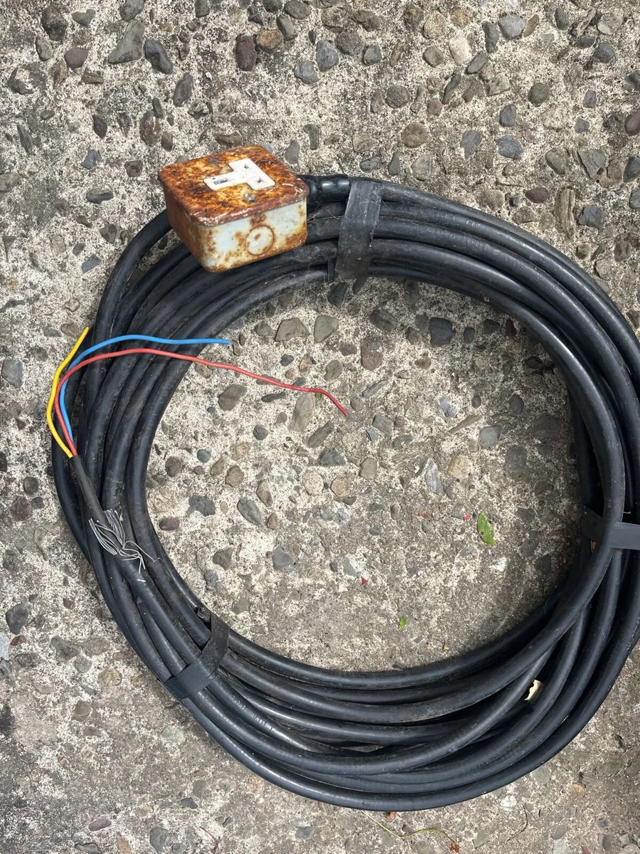 Heavy cable with three core - Image 1