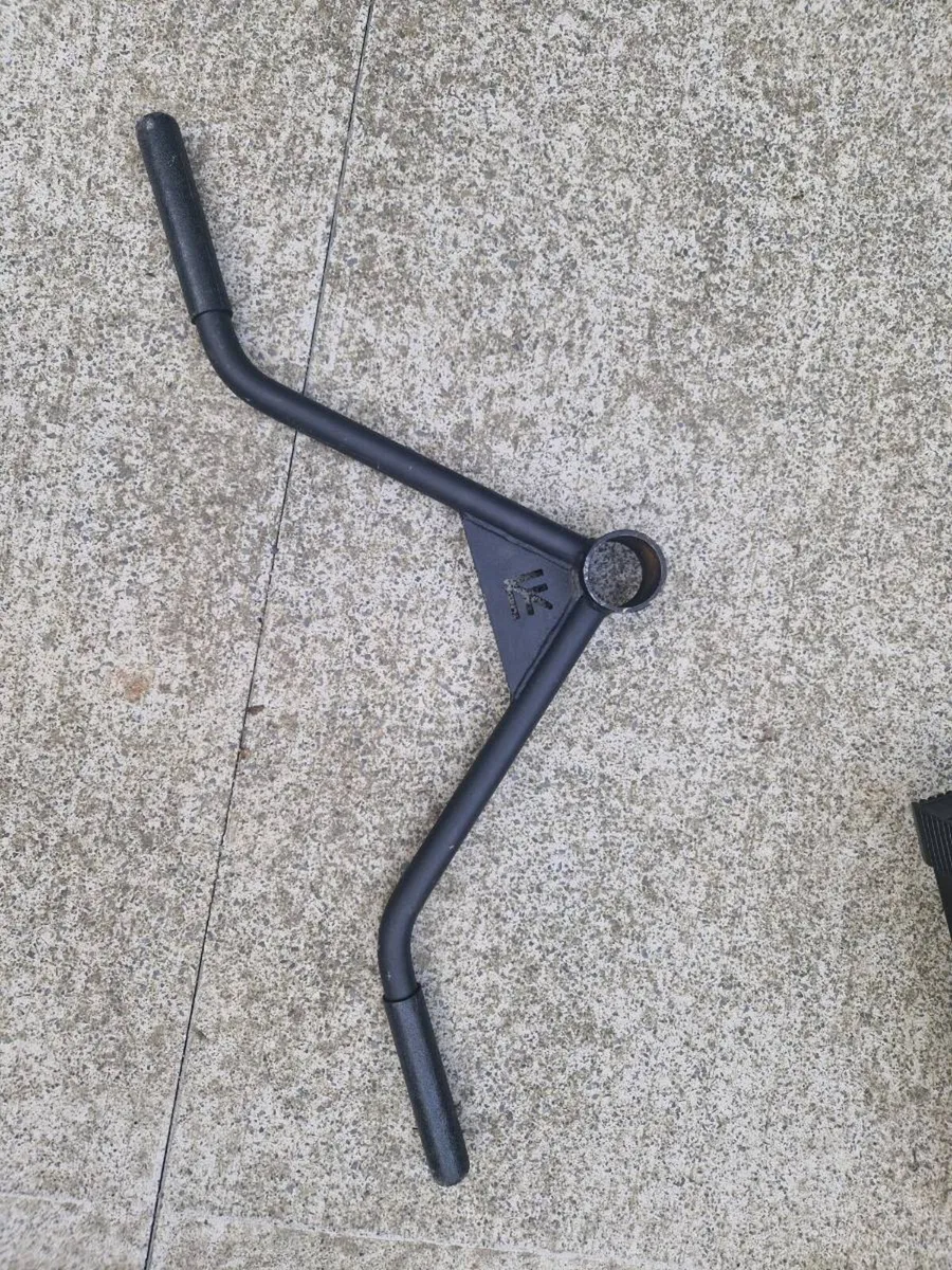 Lat Pulldown Extensiones and Landmine zhandle. - Image 1