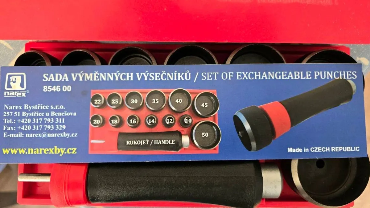 Exchangable Punch set - Image 1