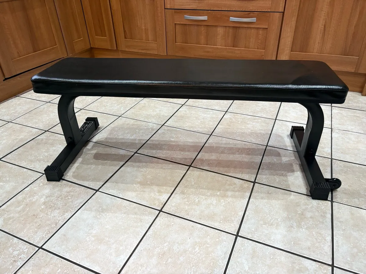 CUSTOM GYM EQUIPMENT BRANDED WEIGHT BENCH! - Image 1