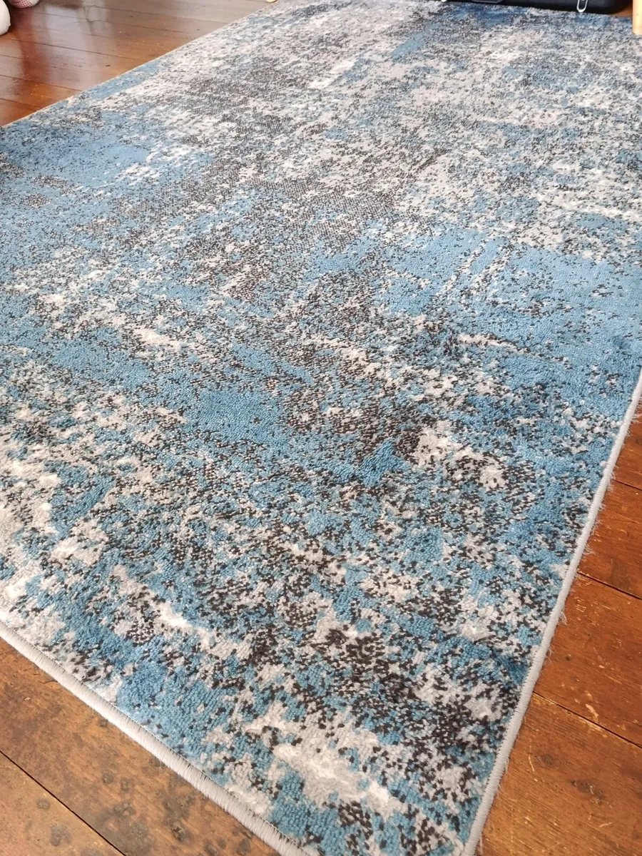 Rug - Image 3