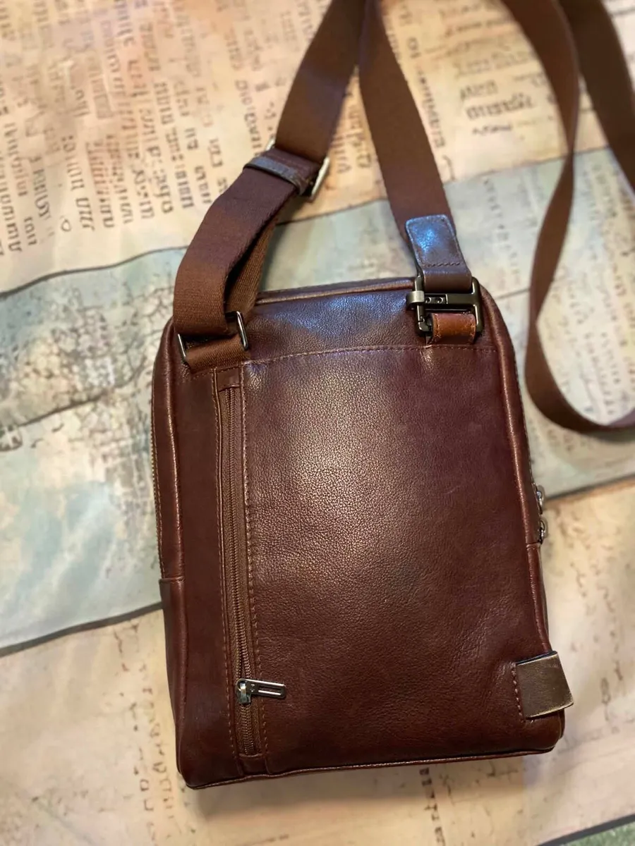 Piqaudro men sling/satchel bag - genuine Leather - Image 4