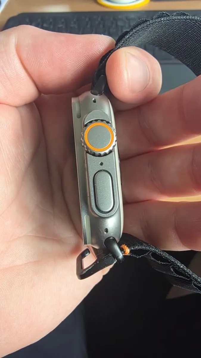 Apple Watch Ultra 2 - Image 4