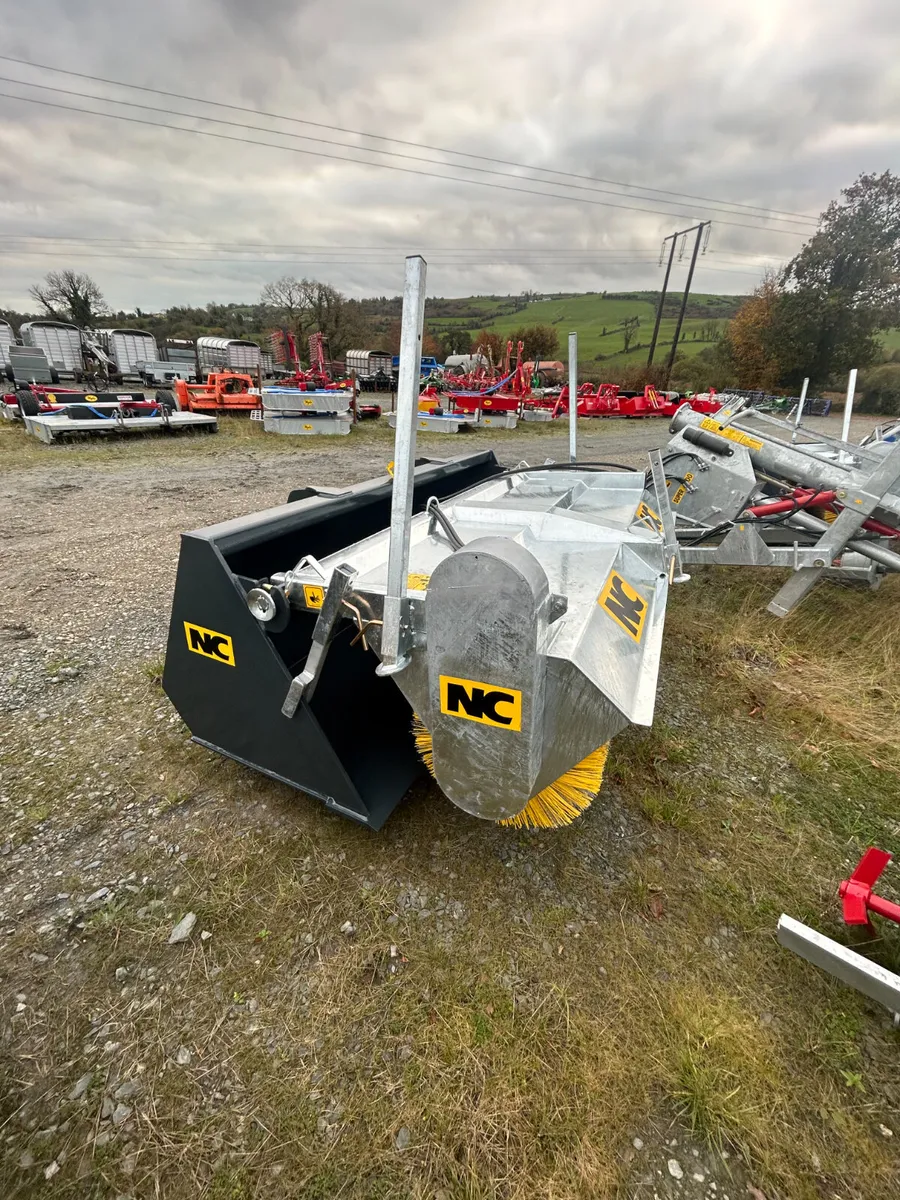 New NC Sweeper Brush (JCB Q-FIT & MATBRO) - Image 4