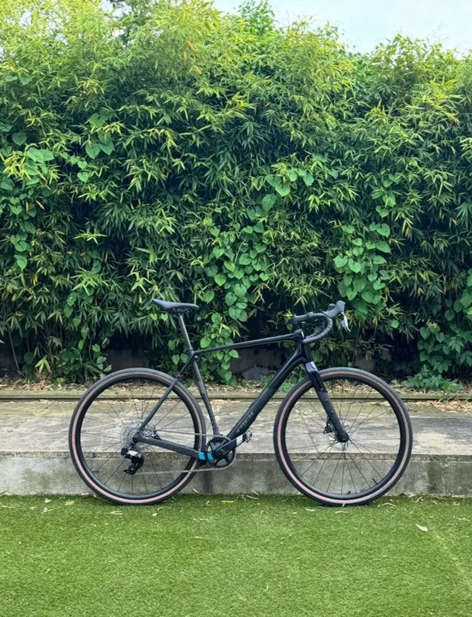Trek Gravel Bike - Chekpoint Sl5 - Image 1